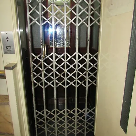 Quartos Do Marques 2* 리스본