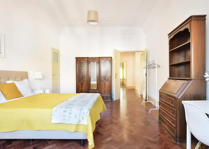 Πανσιόν Quartos Do Marques