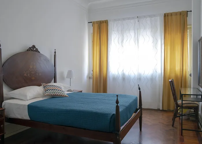 Πανσιόν Quartos Do Marques